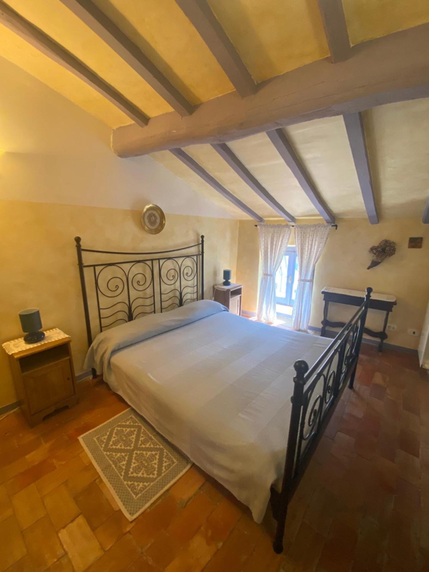 Maison Dina Collepardo Esterno foto