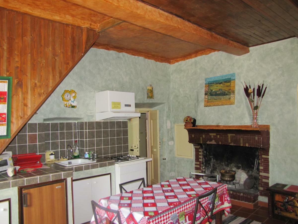 Maison Dina Collepardo Esterno foto