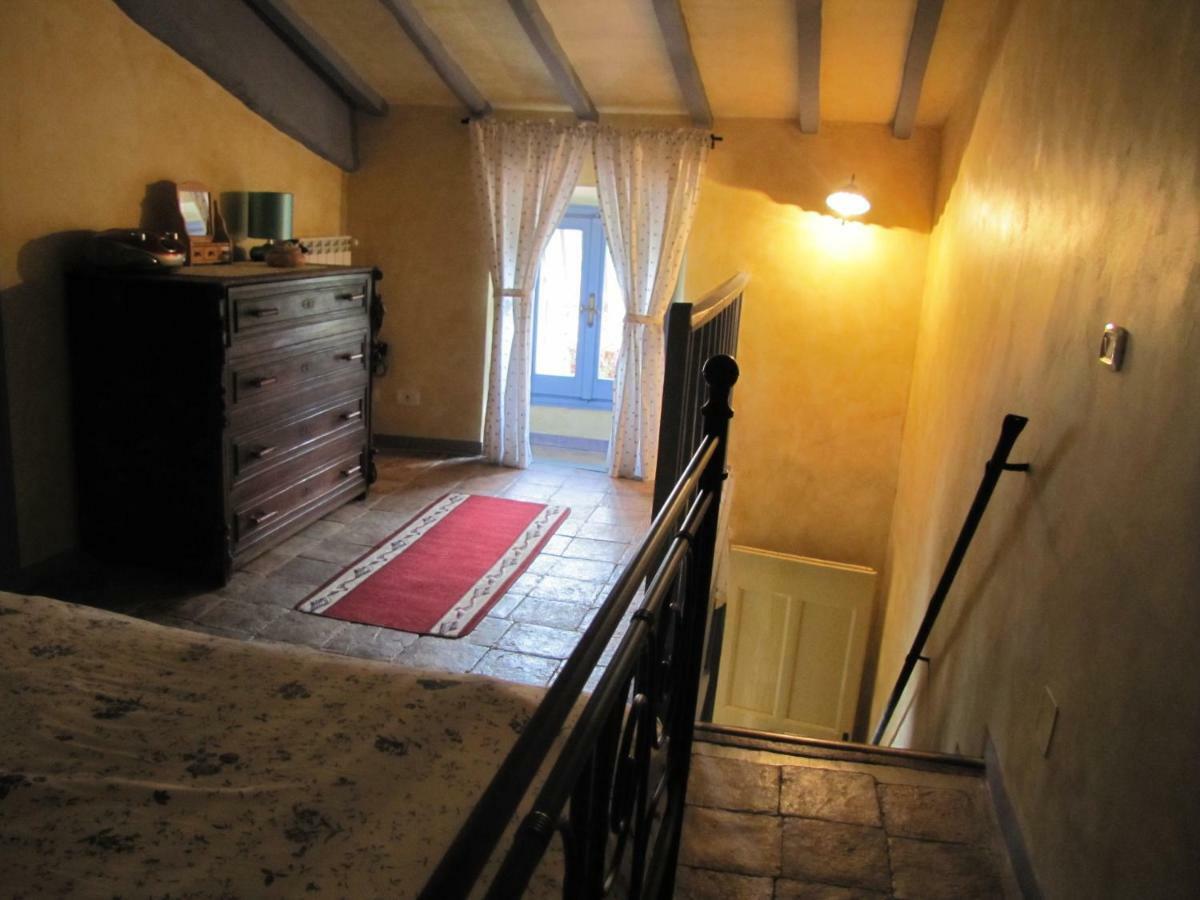 Maison Dina Collepardo Esterno foto
